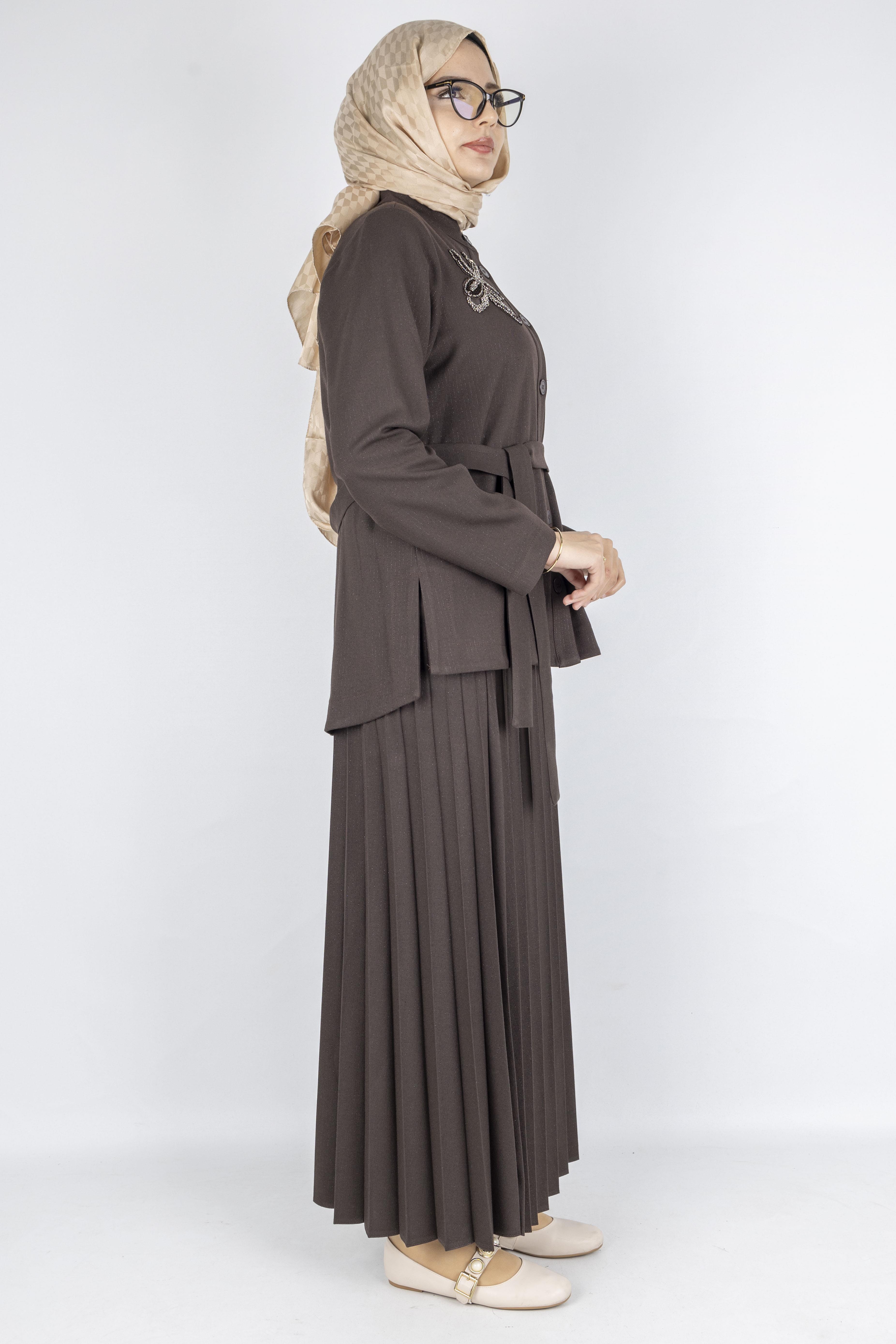 Taş Detaylı Pliseli Tesettür Takım Kahve OTW25556
