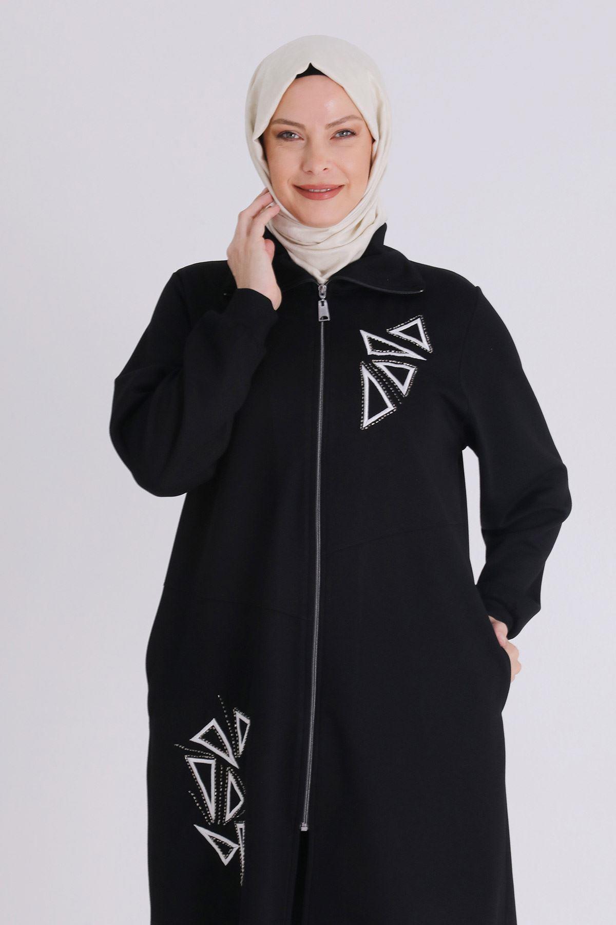 Üçgen Taş İşlemeli Tesettür Takım Siyah OTW3549