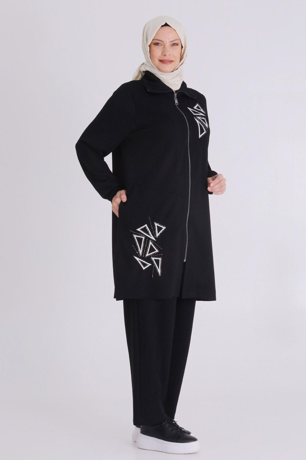 Üçgen Taş İşlemeli Tesettür Takım Siyah OTW3549