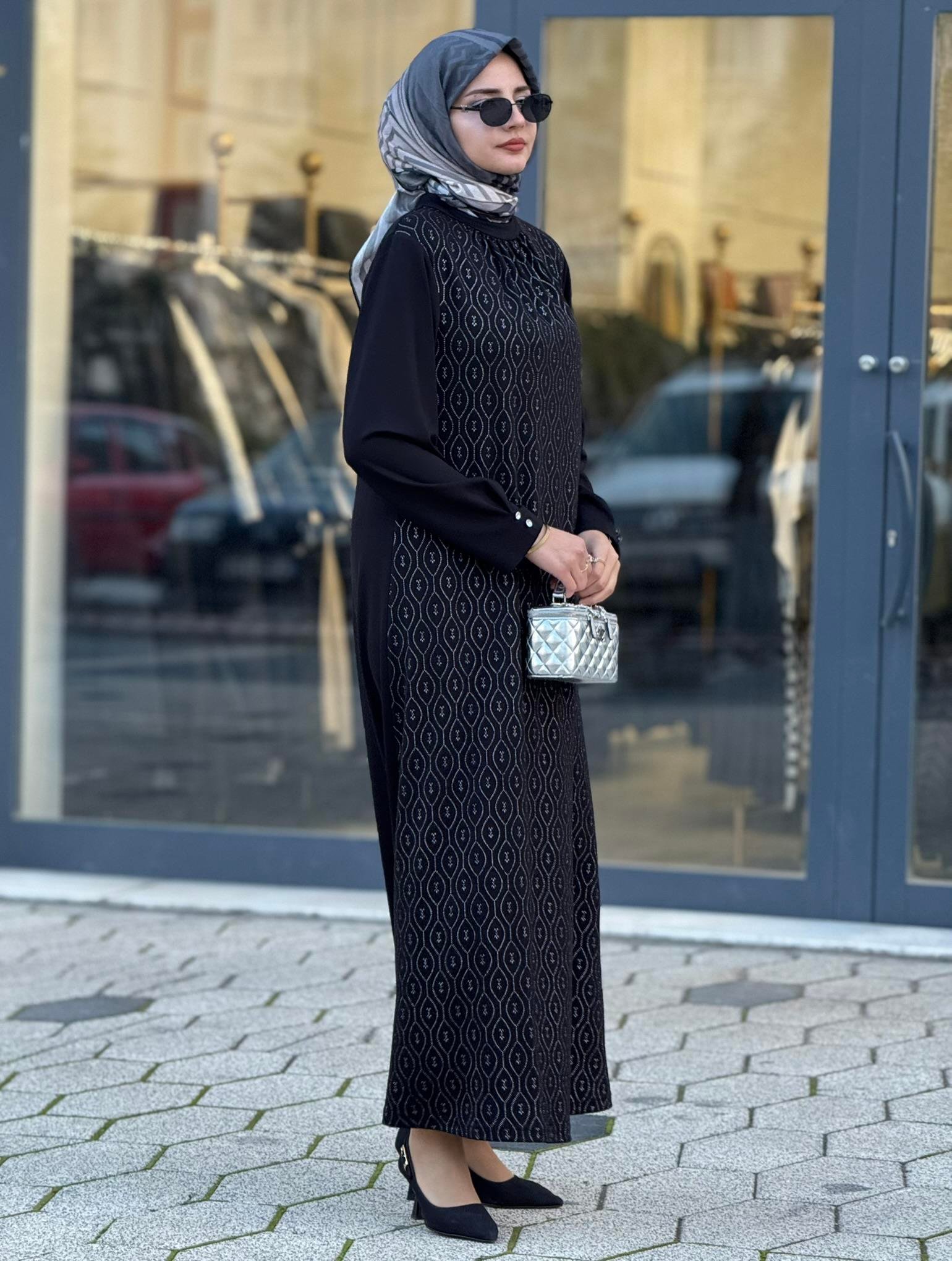 Yaka Büzgülü Simli Penye Büyük Beden Elbise Siyah OTW2200