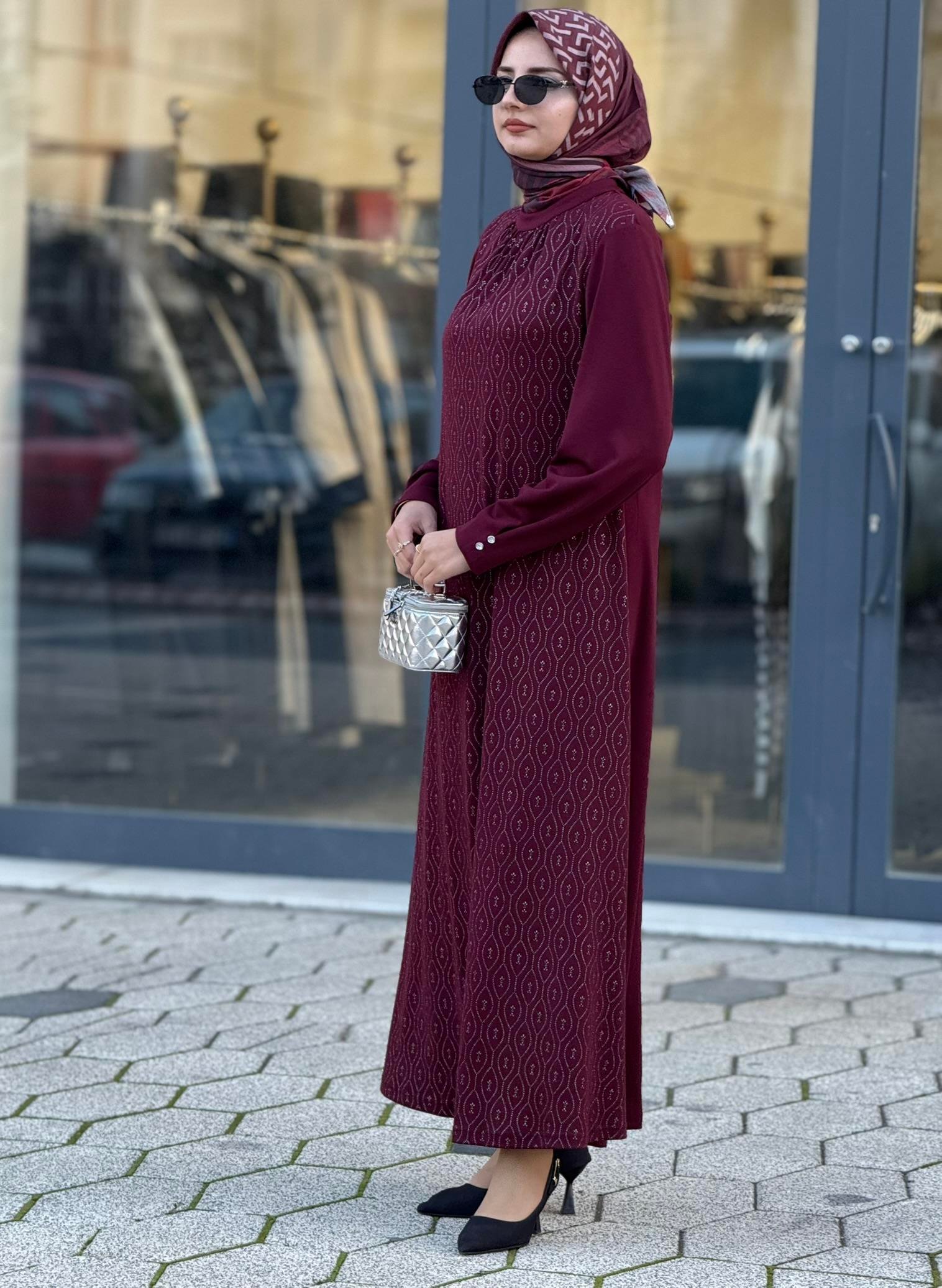 Yaka Büzgülü Simli Penye Büyük Beden Elbise Bordo OTW2200