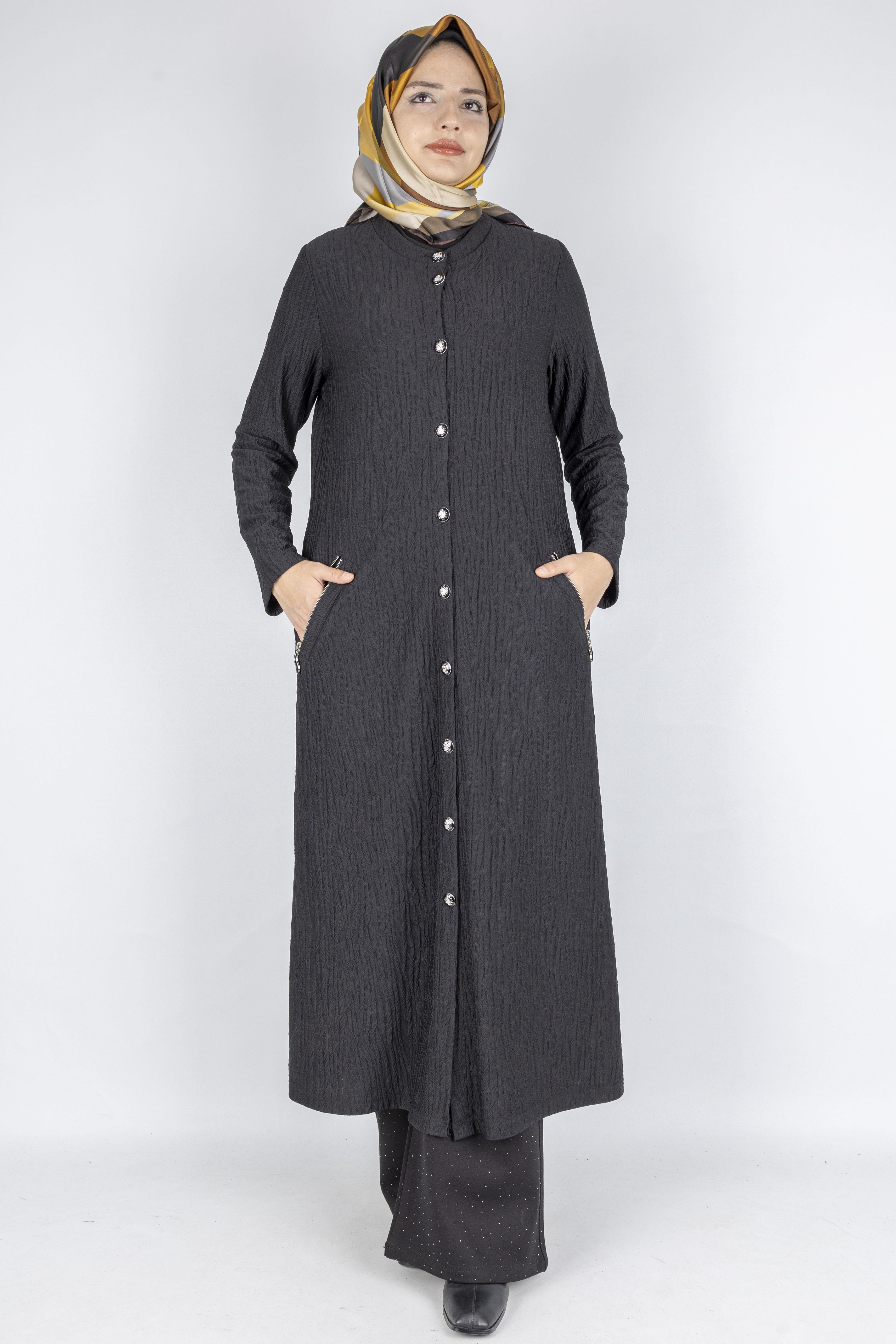 Yuvarlak Yaka Büyük Beden Düğmeli Kap Siyah OTW702