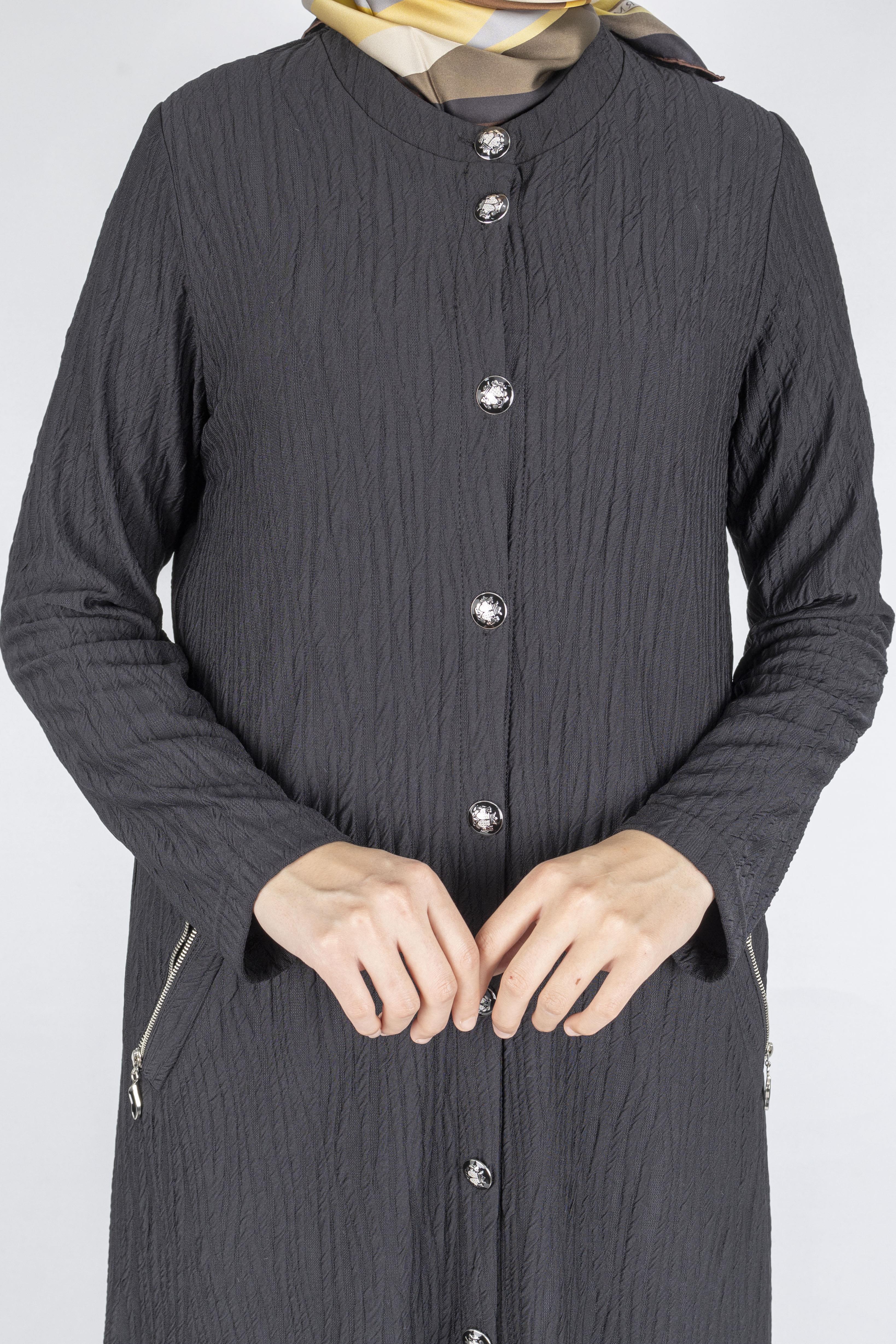 Yuvarlak Yaka Büyük Beden Düğmeli Kap Siyah OTW702