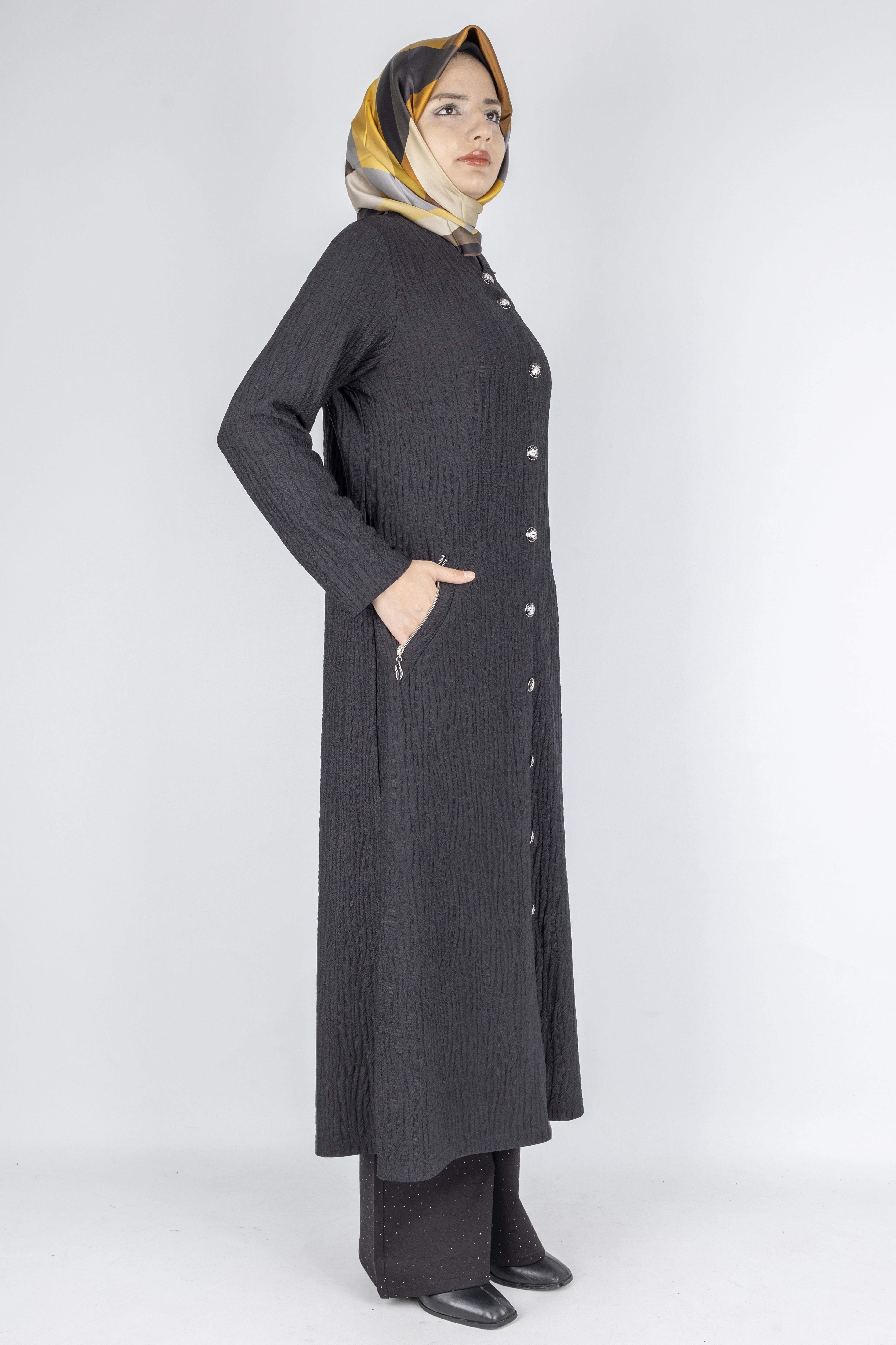 Yuvarlak Yaka Büyük Beden Düğmeli Kap Siyah OTW702