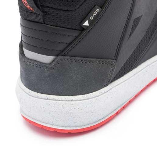 DAINESE AYAKKABI/ SUBURB D-WP SHOES BLACK/WHİTE/RED