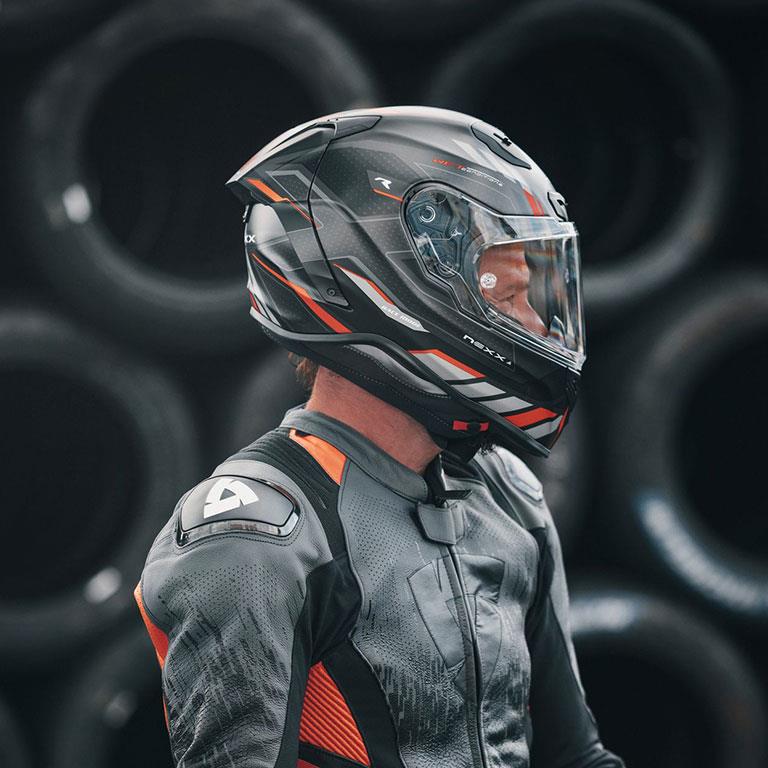 NEXX X.R3R PRECISION MAT SİYAH-KIRMIZI KASK
