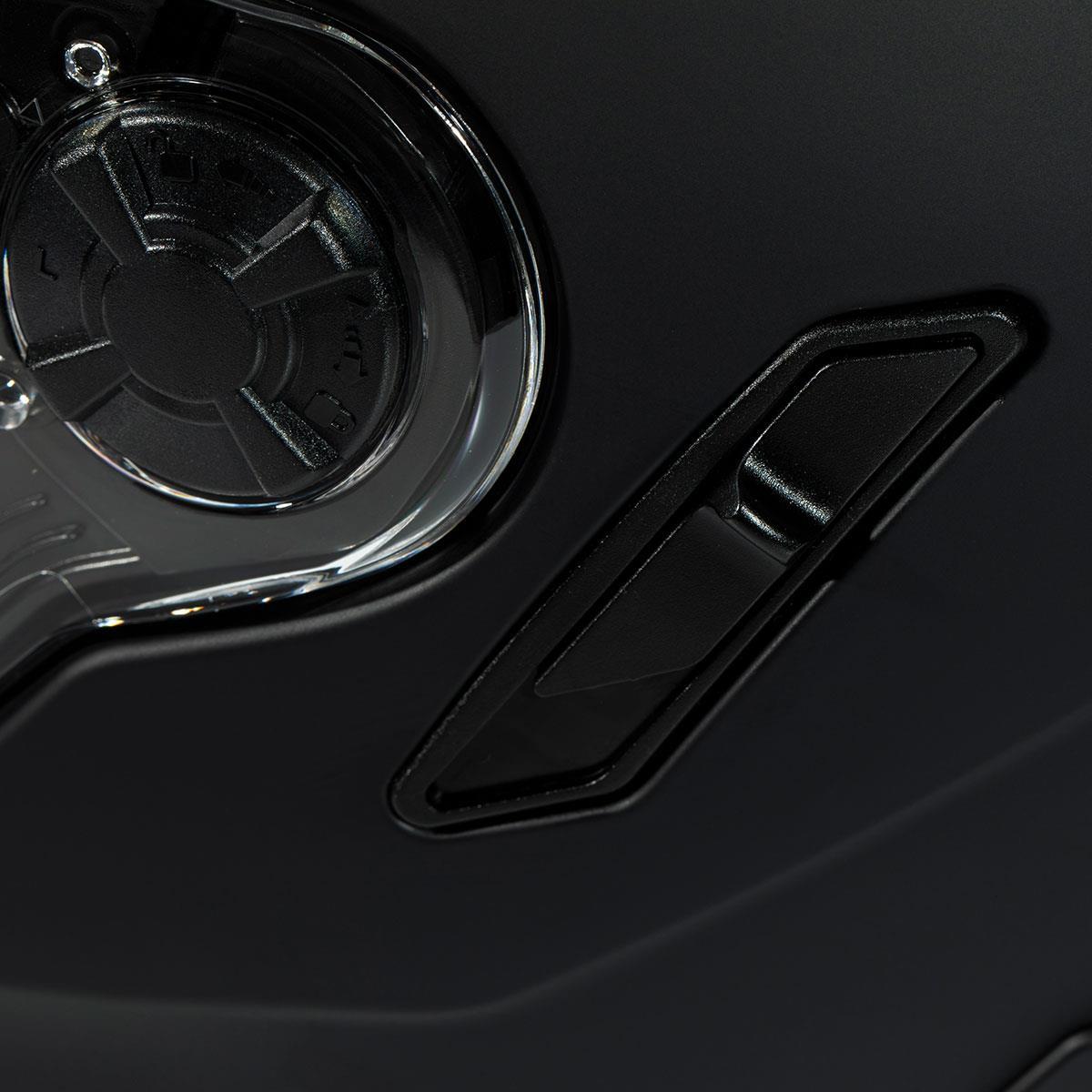 Zeus ZS-813A Matt Black Kapalı Kask