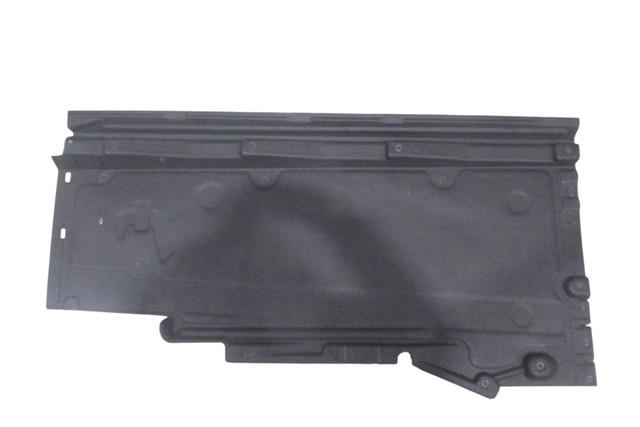 AUDI A4- 13/15; KARTER MUHAFAZA PLASTİĞİ SAĞ (TW)
