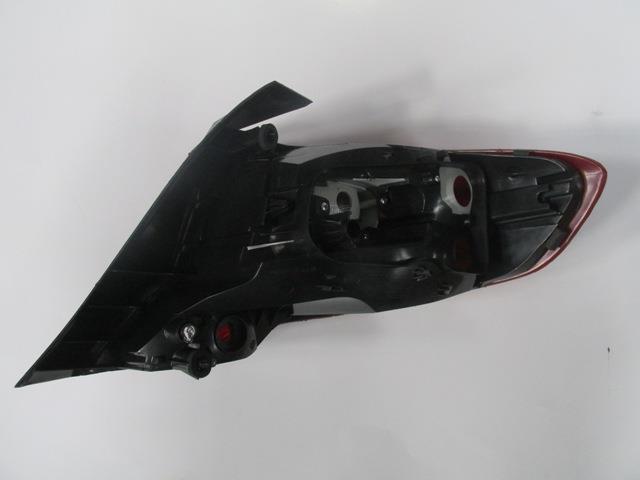 FIAT EGEA- SD- 21/24; DIŞ STOP LAMBASI SOL KIRMIZI/BEYAZ/LEDSİZ (MARS)