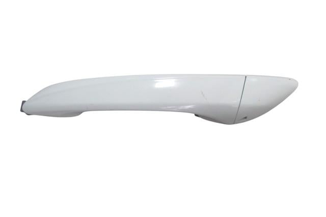 HYUNDAI BAYON- 21/25; ÖN KAPI DIŞ AÇMA KOLU SOL BEYAZ (BADEMLİ)