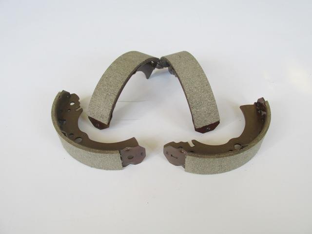 NISSAN SUNNY- B11 CD17- 87/88; ARKA FREN PABUCU BENZİNLİ/DİZEL TİP (90X35) (DAIWA)