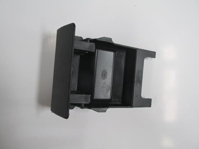 OPEL ASTRA- G- SD/HB- 99/09; MARŞPİYEL PLASTİĞİ ÖN KRİKO KAPAĞI SOL