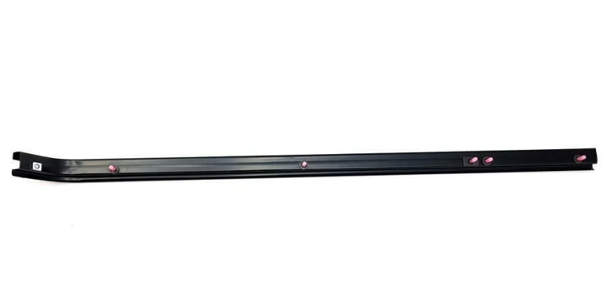 RENAULT MASTER 3 SAĞ KAPI RAYI ORTA (777600002R)