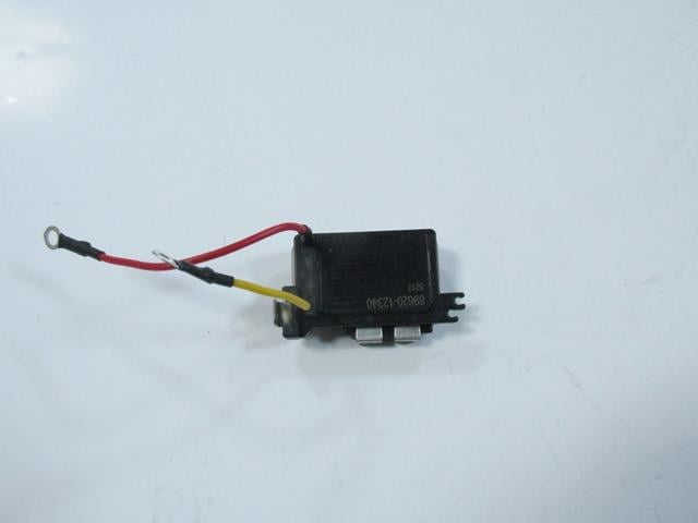 TOYOTA COROLLA- AE101- 93/98; DİSTRİBÜTÖR BEYNİ (4AF) (KARBÜRATÖRLÜ) 1.6cc (YOW JUNG)