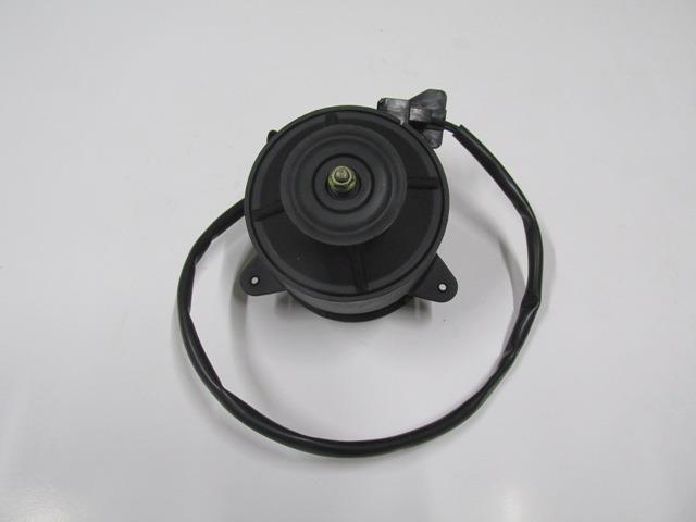UNIVERSAL UNIVERSAL- FAN MOTORU 3 BAĞLANTILI BÜYÜK TİP