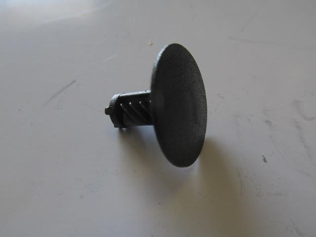 UNIVERSAL UNIVERSAL- MOTOR KAPUT İZOLATÖR KLİPSİ (FIAT)