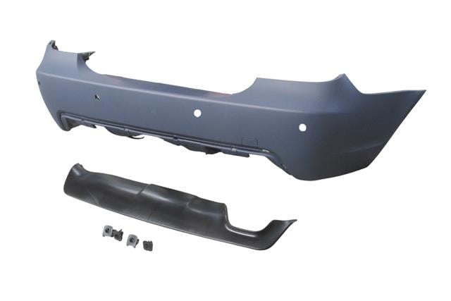 (YENİ ÜRÜN!!!)BMW 5 SERI- E60- 04/07; ARKA TAMPON (KARLIKLI/ASTARLI/ÇEKİ DEMİR KAPAKLI/SENSÖR DELİKLİ 24MM)M-TECH