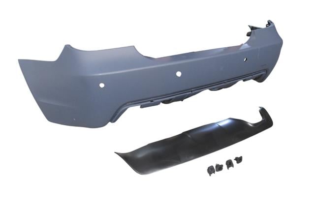 (YENİ ÜRÜN!!!)BMW 5 SERI- E60- 04/07; ARKA TAMPON (KARLIKLI/ASTARLI/ÇEKİ DEMİR KAPAKLI/SENSÖR DELİKLİ 24MM)M-TECH