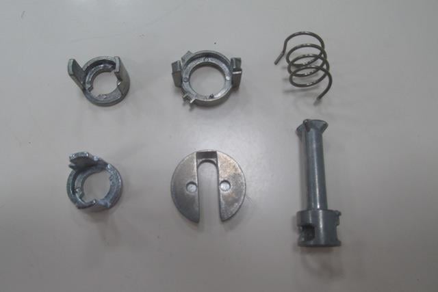 (YENİ ÜRÜN!!!)BMW X5- E53- 00/06; ÖN/ARKA KAPI KİLİTLEME BUTONU SET (6 PARÇA)