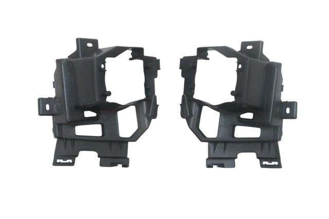 (YENİ ÜRÜN!!!)CITROEN BERLINGO- VAN- 19/24; SİS LAMBA İÇ BAĞLANTI BRAKETİ SAĞ/SOL SET (2 PARÇA) PLASTİK