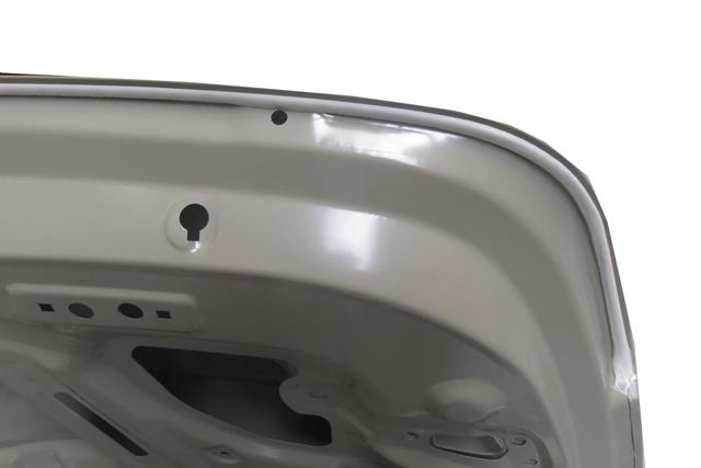 (YENİ ÜRÜN!!!)HYUNDAI ELANTRA- 19/20; ARKA BAGAJ KAPAĞI KOMPLE GRİ BOYALI(İCELİ/ÇEKOMASTİKLİ)(TW)