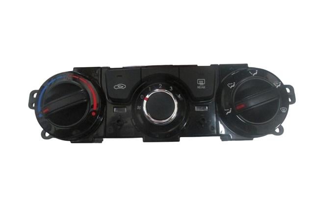 (YENİ ÜRÜN!!!)HYUNDAI I20- 13/14; KALORİFER KONTROL ÜNİTESİ KLİMASIZ (RUSYA TİPİ)
