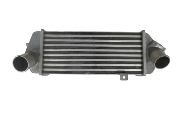 (YENİ ÜRÜN!!!)HYUNDAI I20- 13/14; TURBO HAVA SOĞUTMA RADYATÖRÜ 1.4 CRDI (İNTERCOOLER) (BRAZİNG) (300X128X70) ORİS