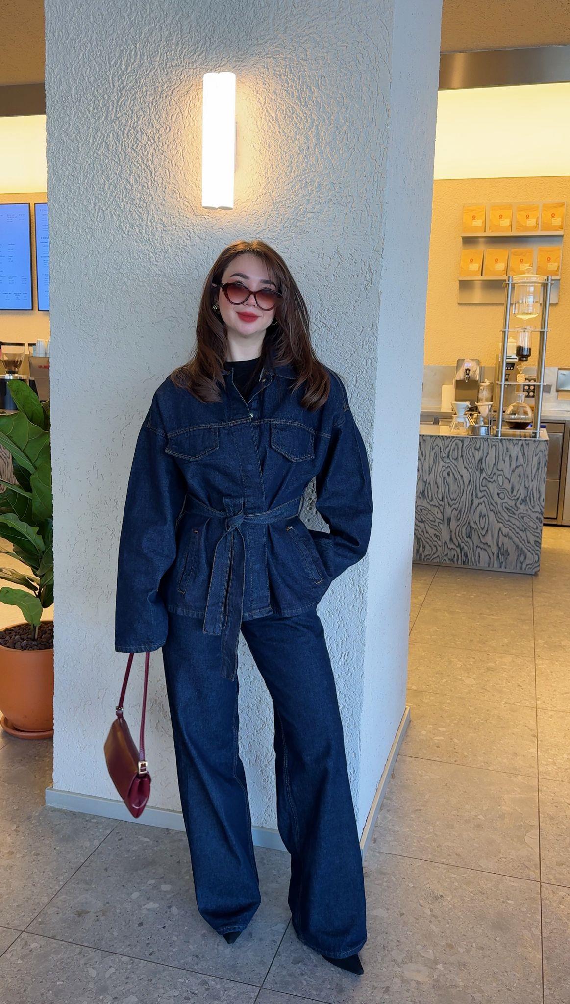 Marka Model Bağlamalı Denim Takımm