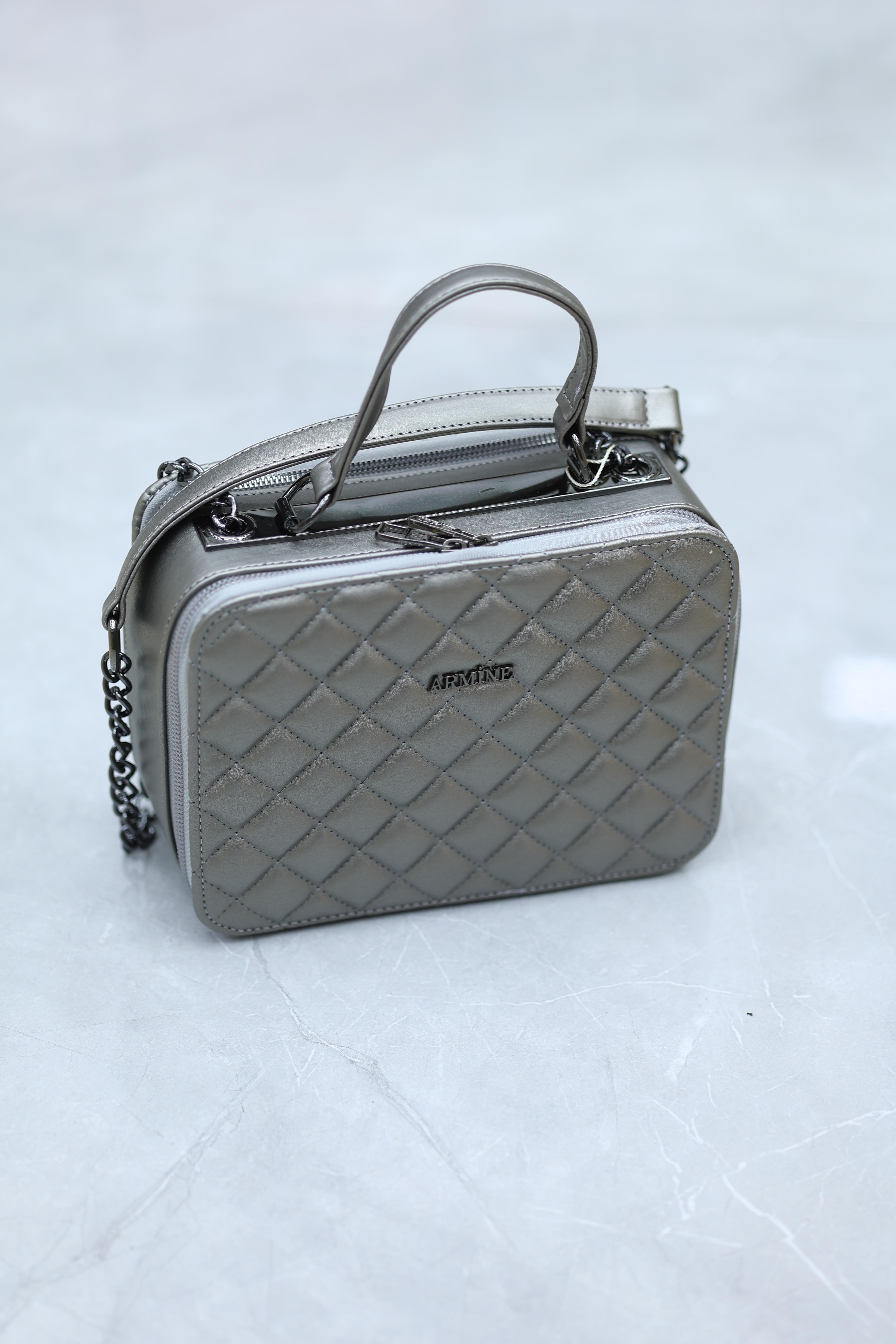 Armine Omuz Çantası Platin Zincirli 122
