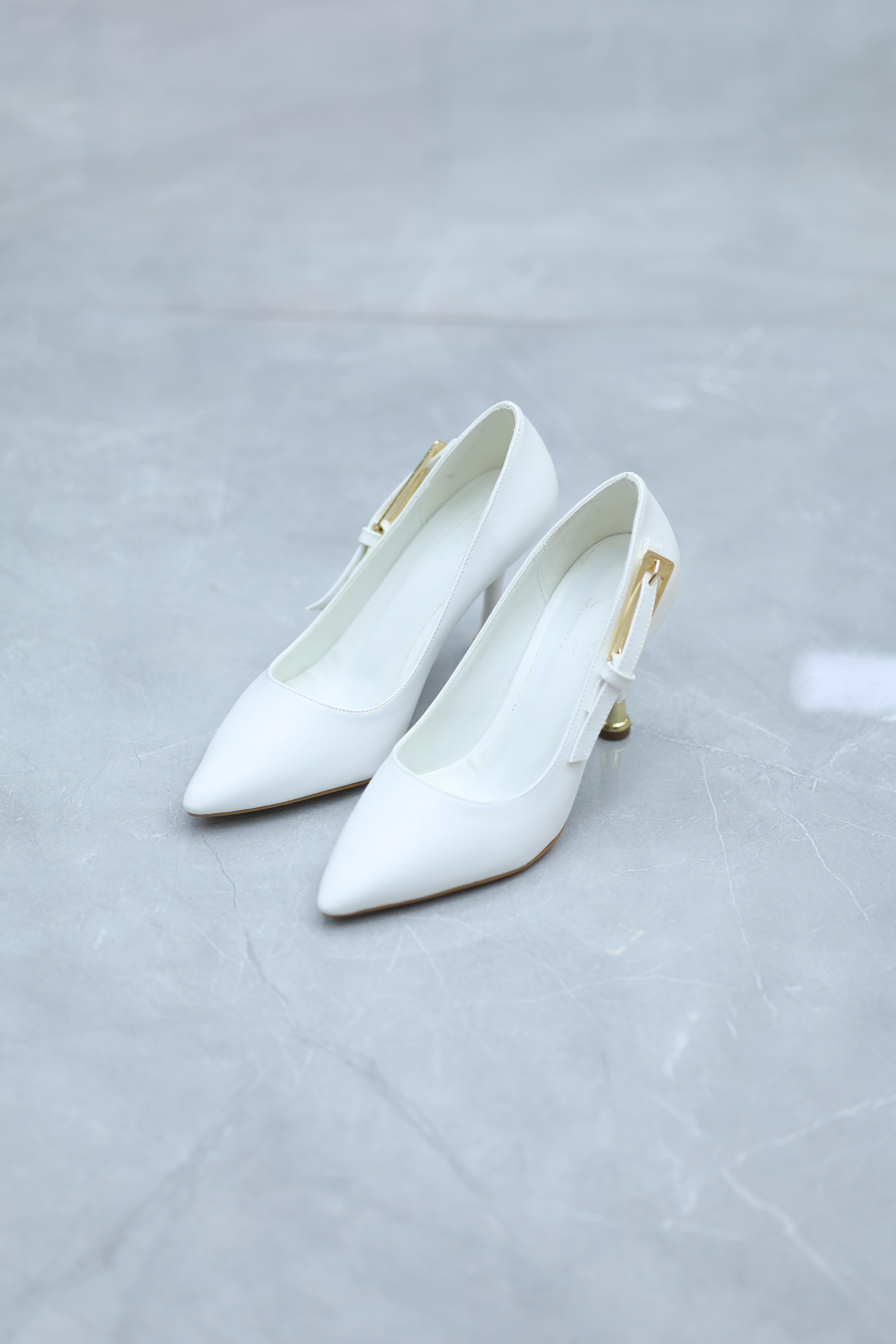 Beyaz Renk Galvaniz Topuk Stiletto