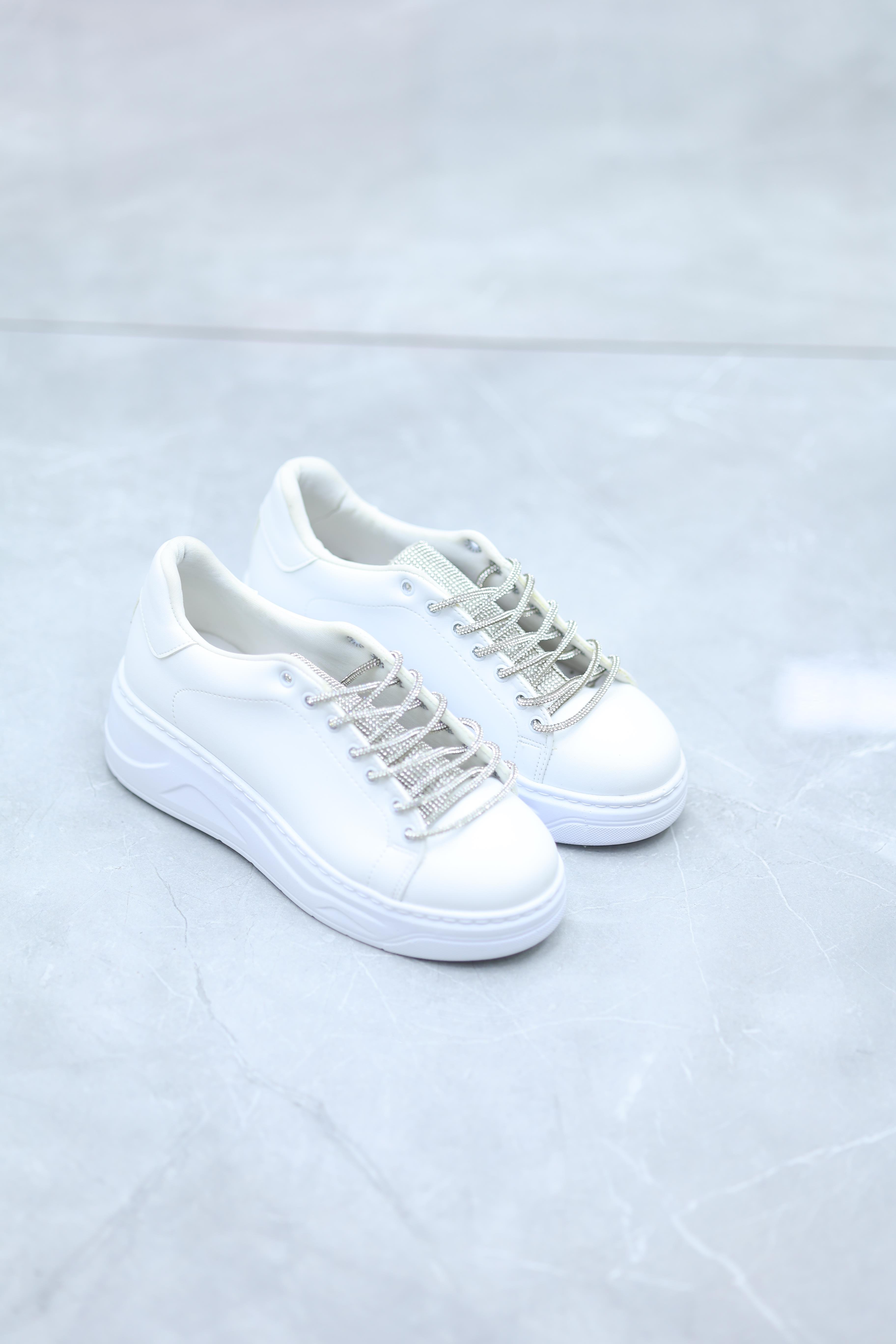 Beyaz Taşlı Günlük Rahat Spor Ayakkabı