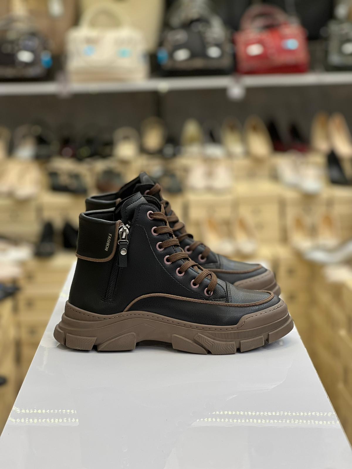 Çift Fermuarlı Çok Rahat Kaymaz Su Geçirmez Bot