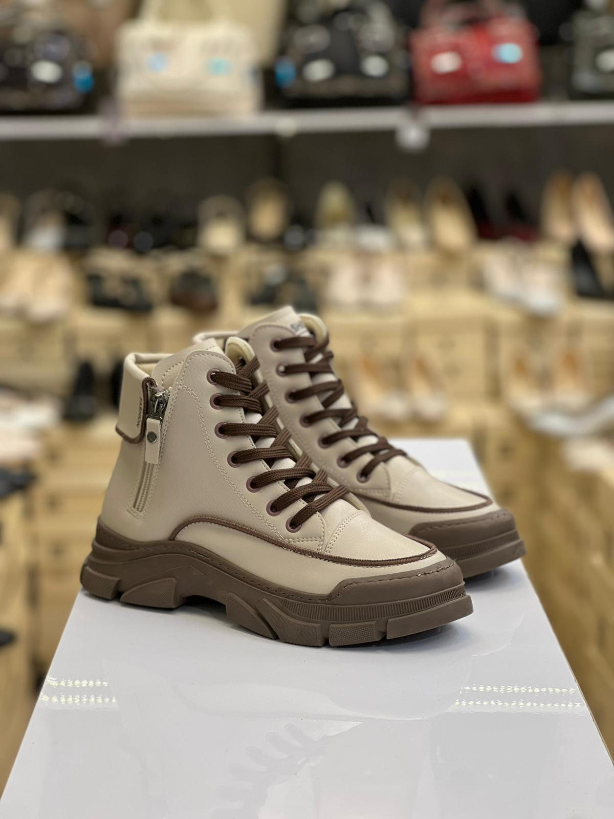 Çift Fermuarlı Çok Rahat Kaymaz Su Geçirmez Bot