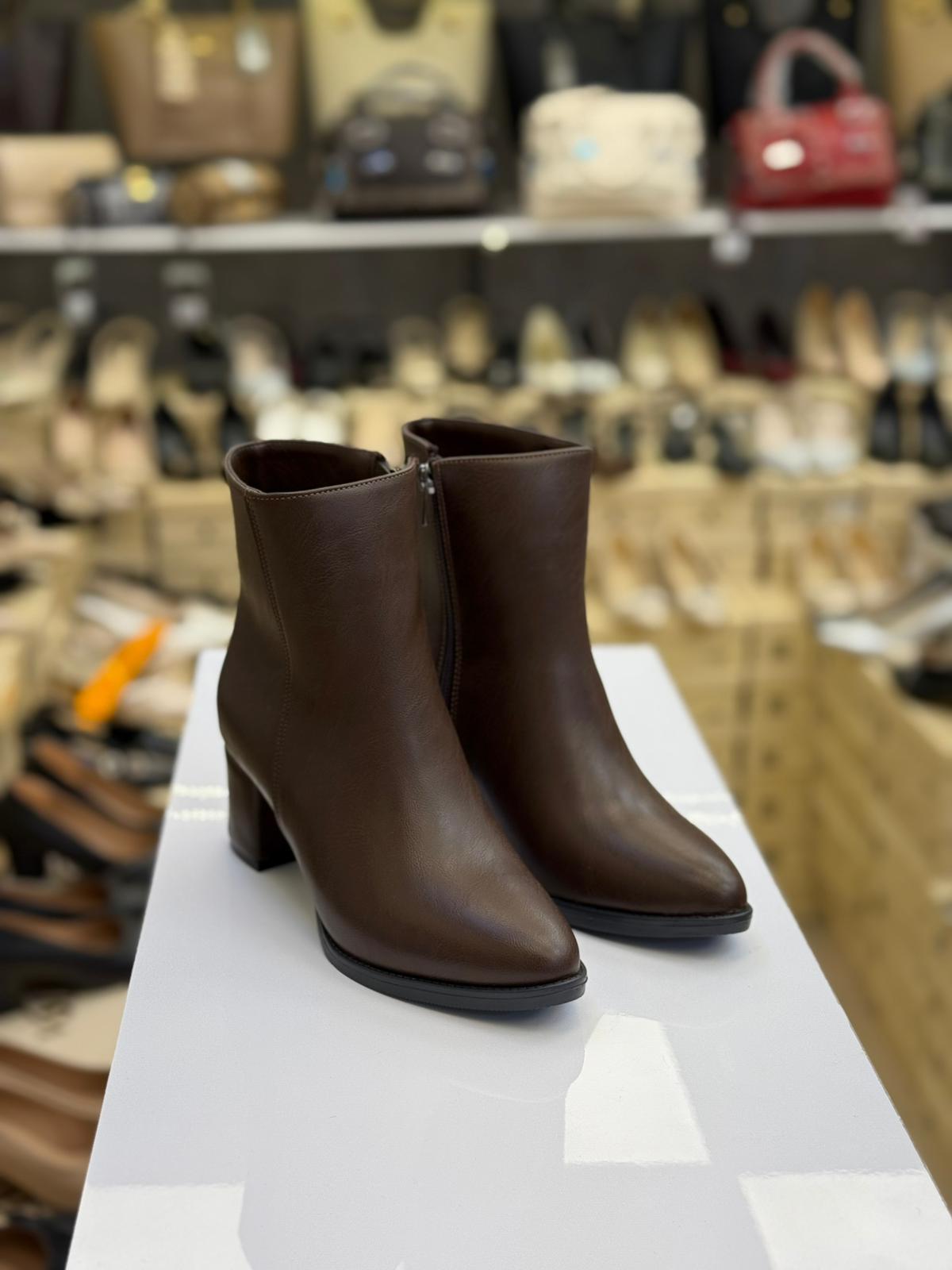 Düz Fermuarlı Kahve Bot