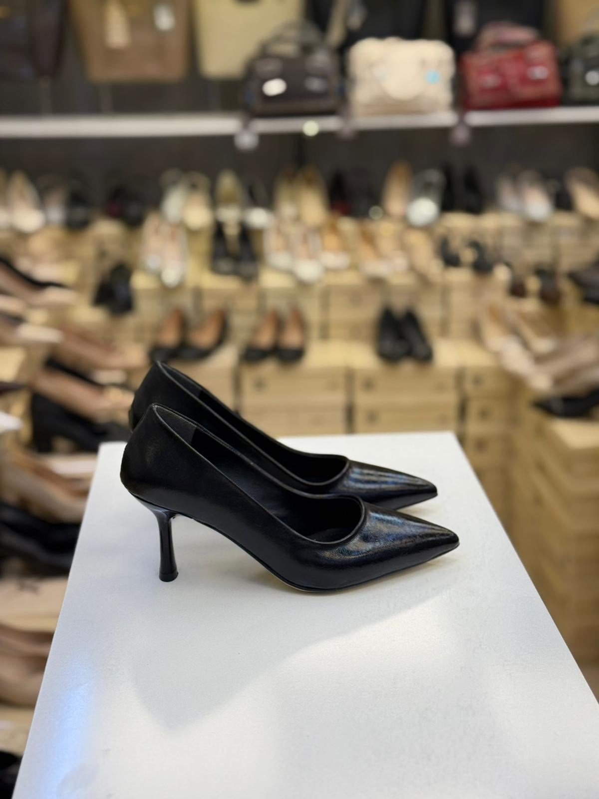 Düz Model Stiletto Siyah