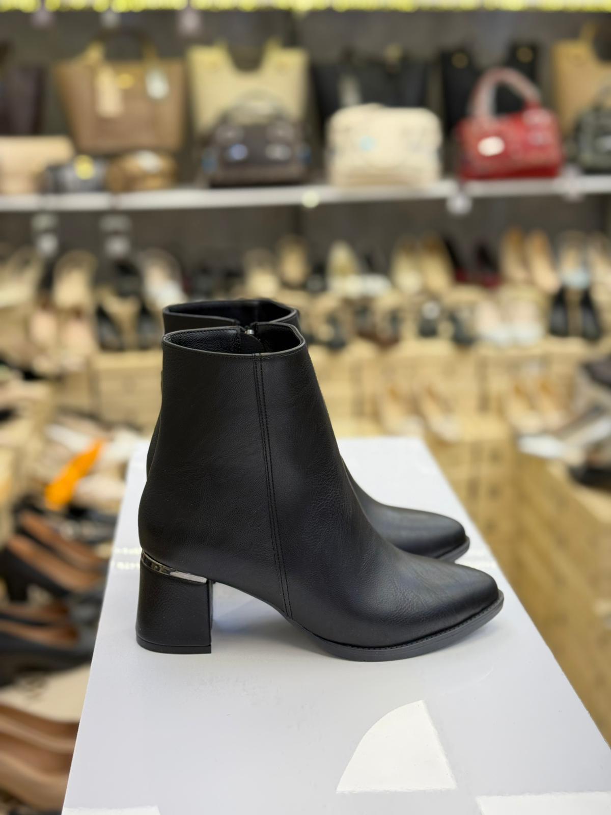 Galvaniz Ökçe Y.Düz Bot