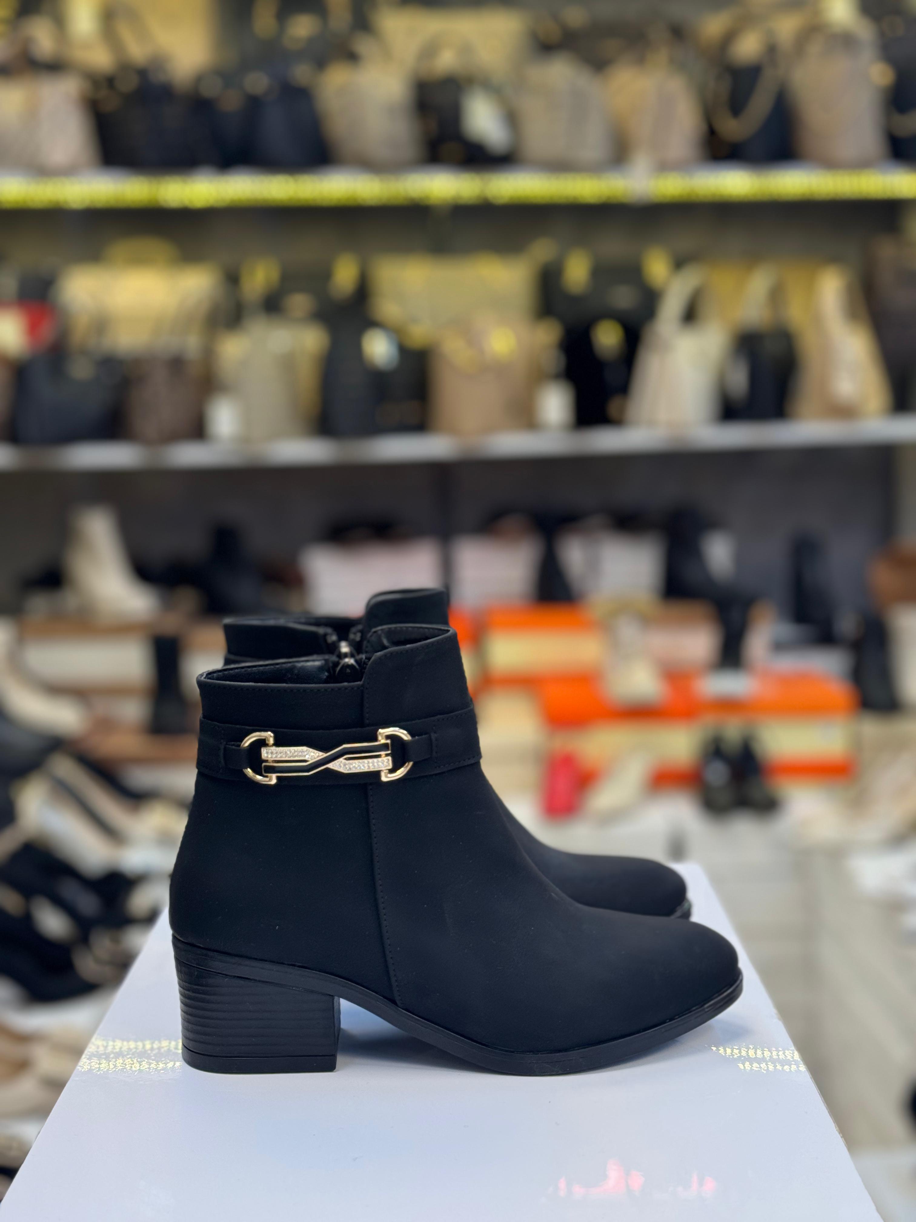 Gold Toka Detaylı Kaymaz Bayan Bot