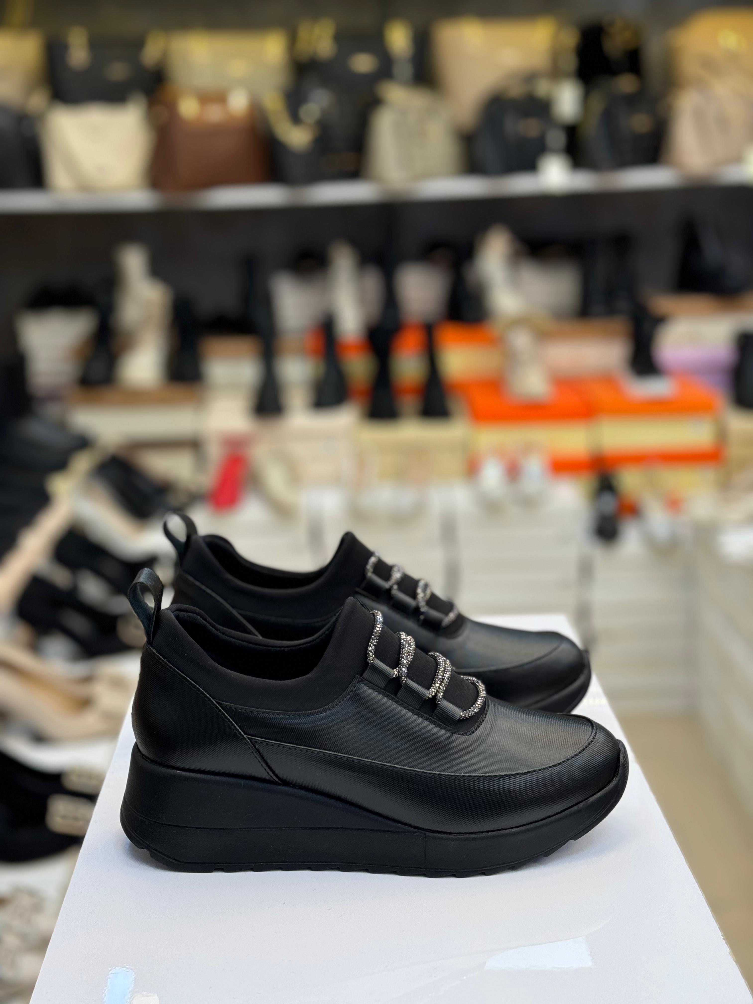 Günlük Streç Rahat Kadın Spor Ayakkabı Siyah