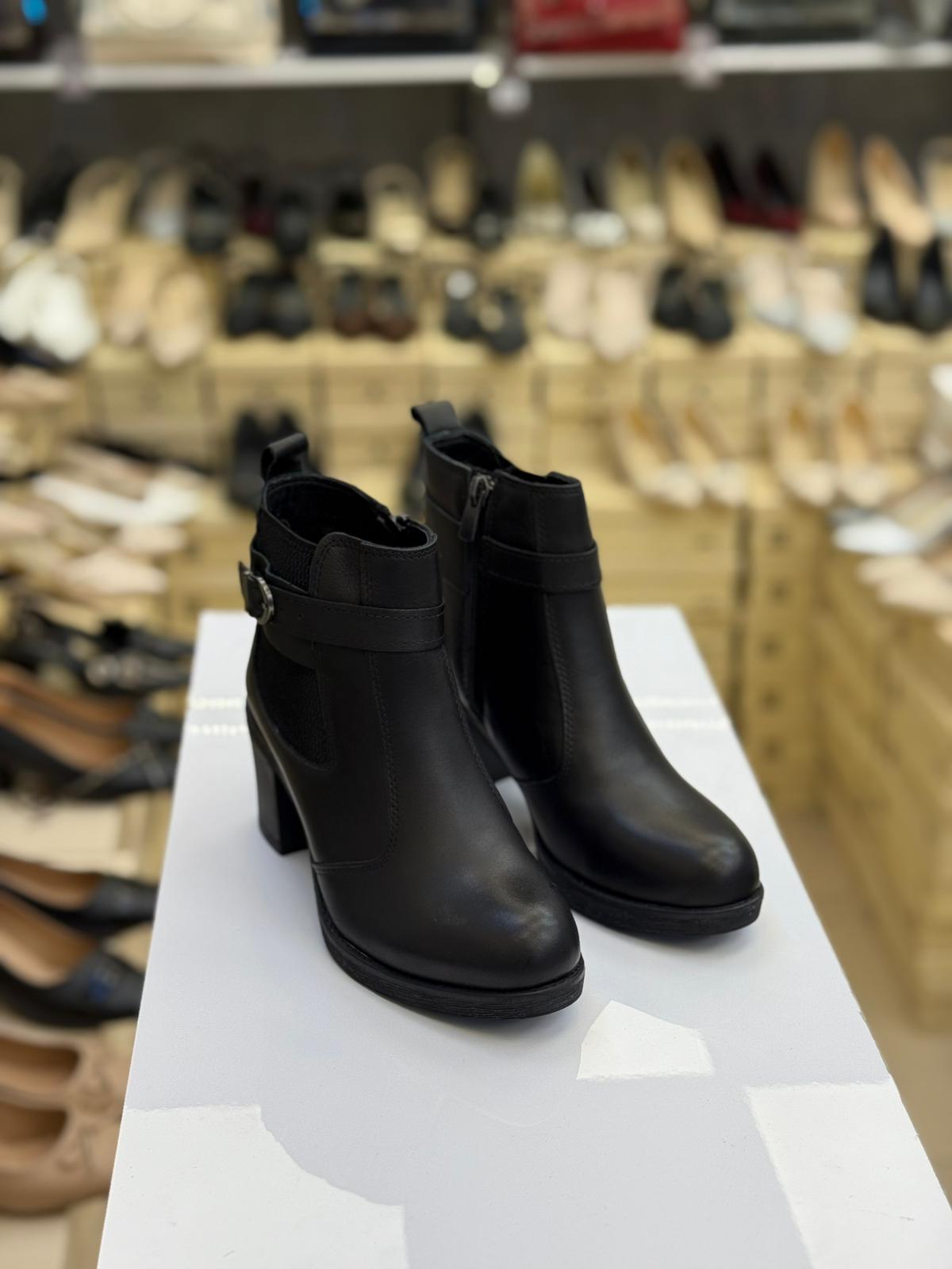 Hakiki Deri Siyah Topuklu Rahat Kadın Bot