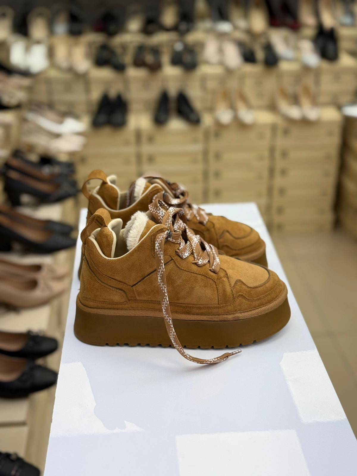 İçi Kürklü Kalın Taban Bağcıklı Bot FL-10