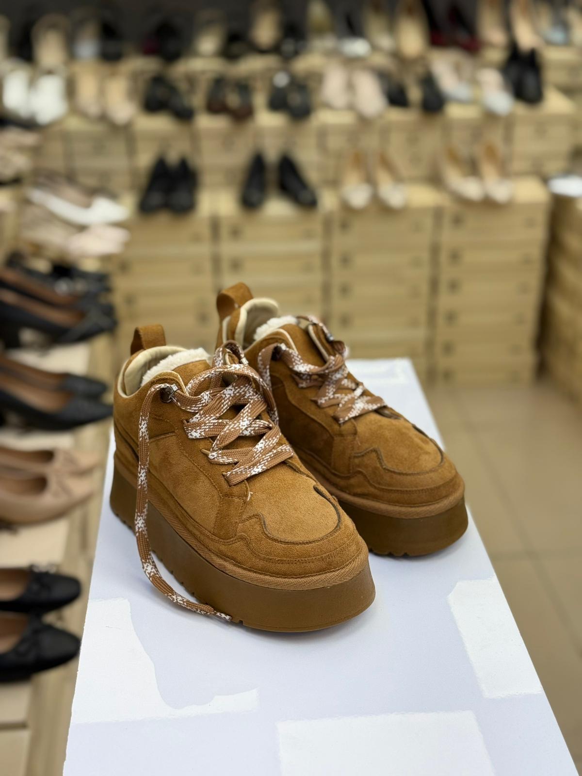 İçi Kürklü Kalın Taban Bağcıklı Bot FL-10