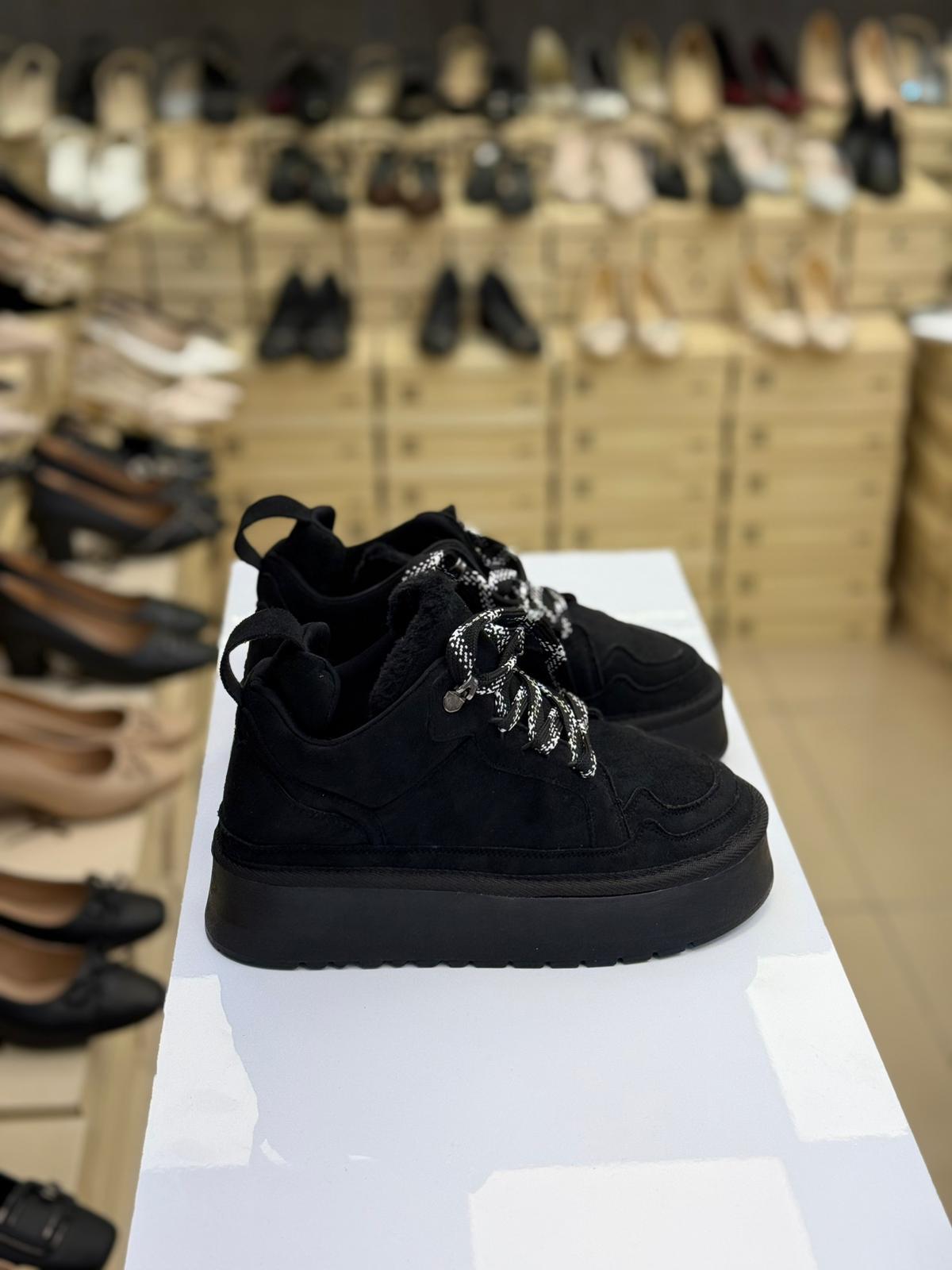 İçi Kürklü Kalın Taban Bağcıklı Bot FL-10