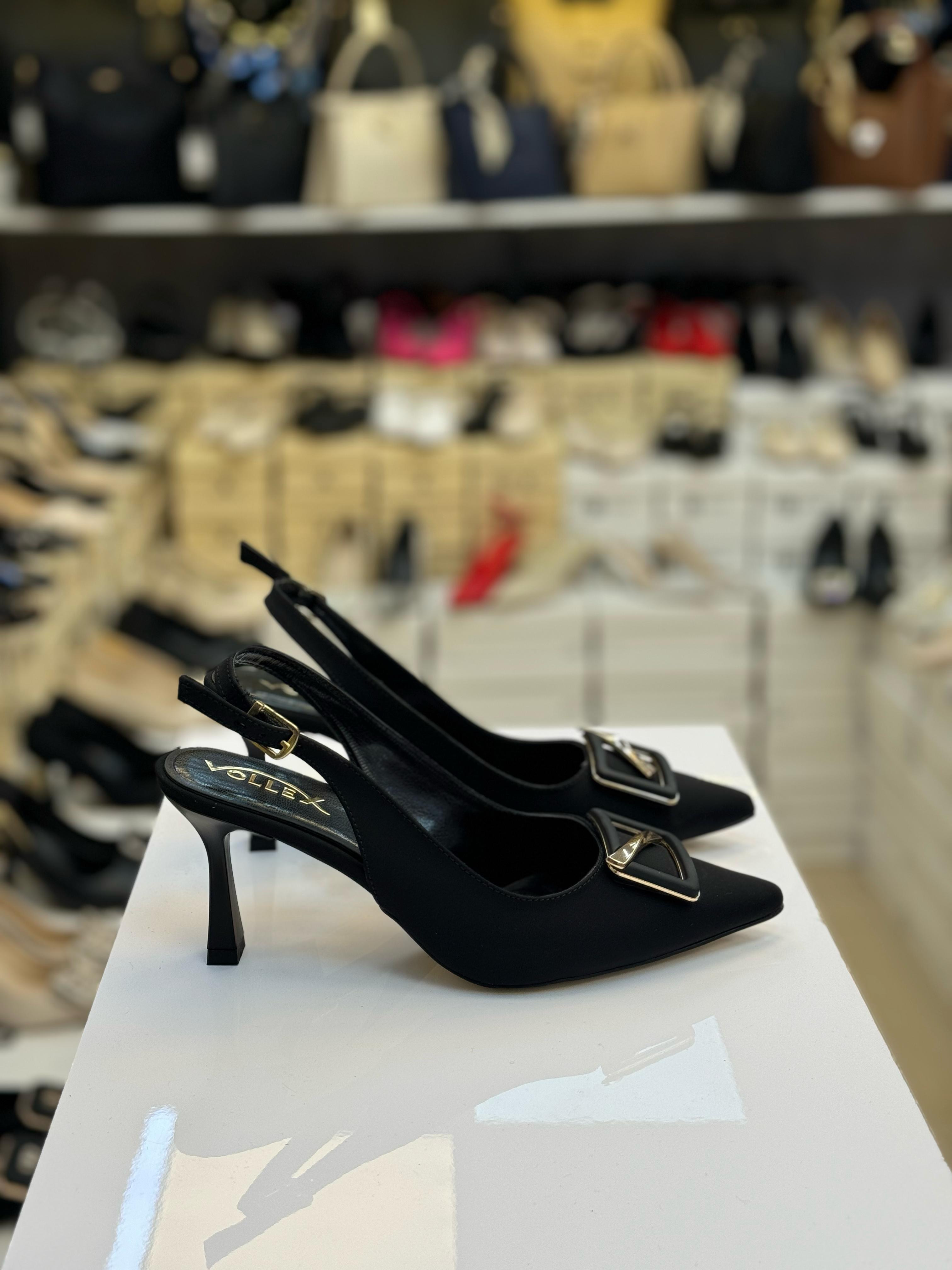 İthal Tokalı Arkası Açık Siyah Stiletto