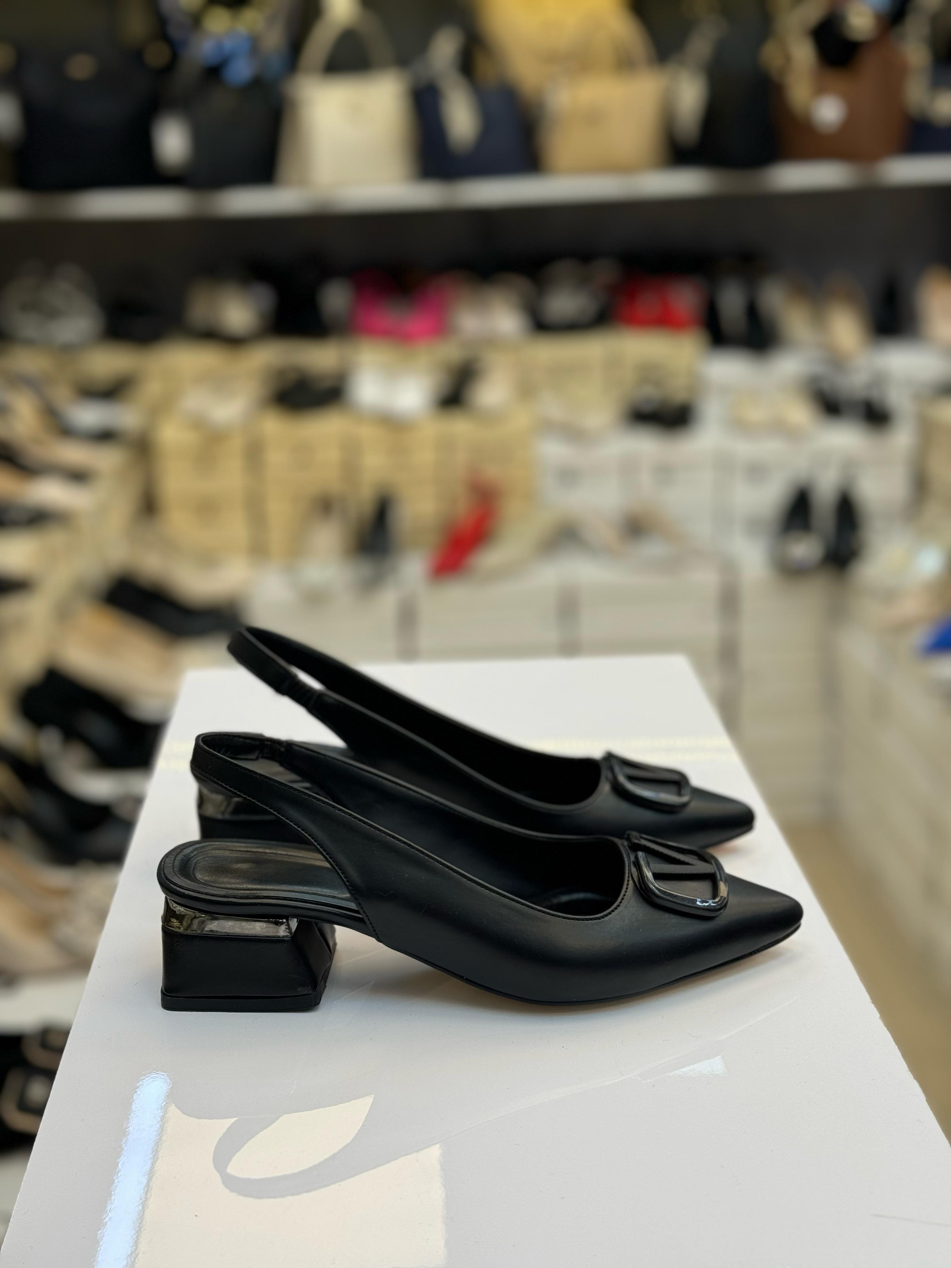 Kadın Arkası Açık Kalın Topuk Ayakkabı