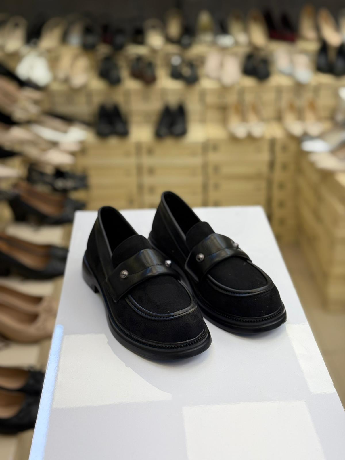 Kadın Loafer Süet Siyah YM1-SYH