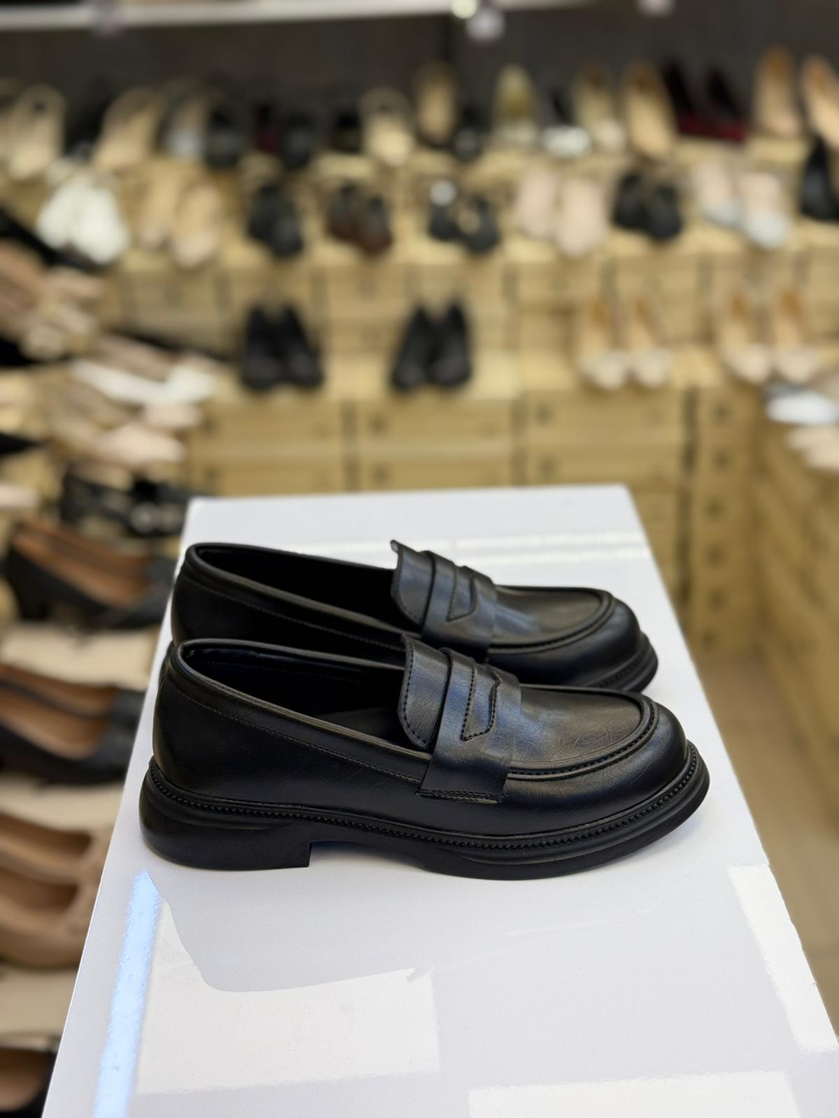 Kadın Siyah Loafer YM2-SYH