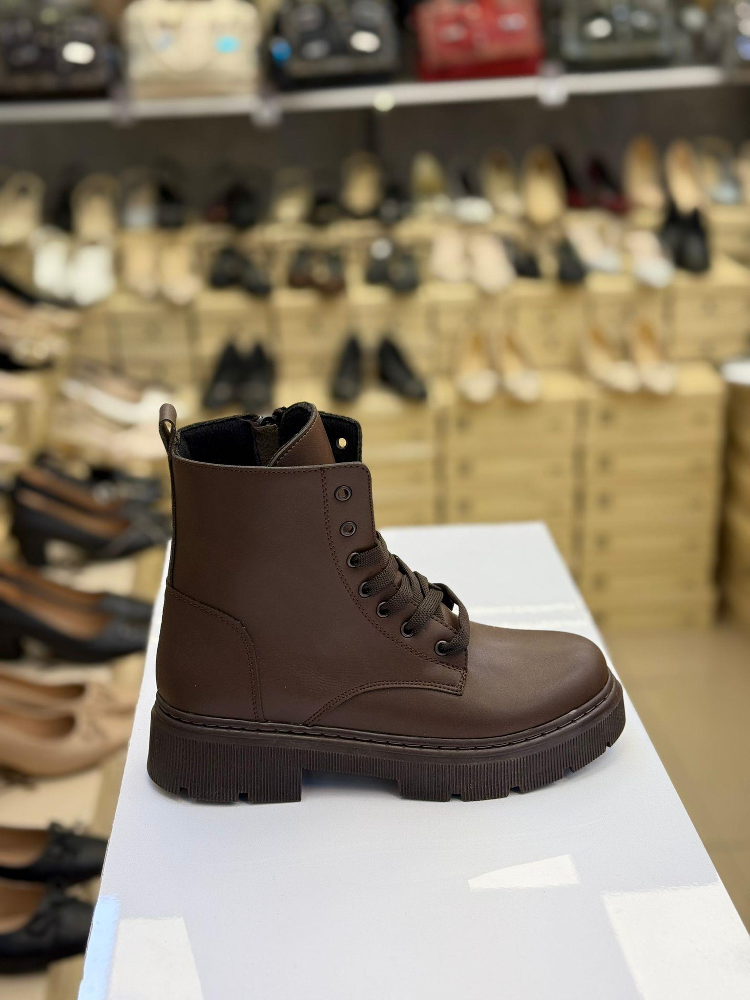 Kahve Düz Kaymaz Taban Kadın Postal - FL02-KHV