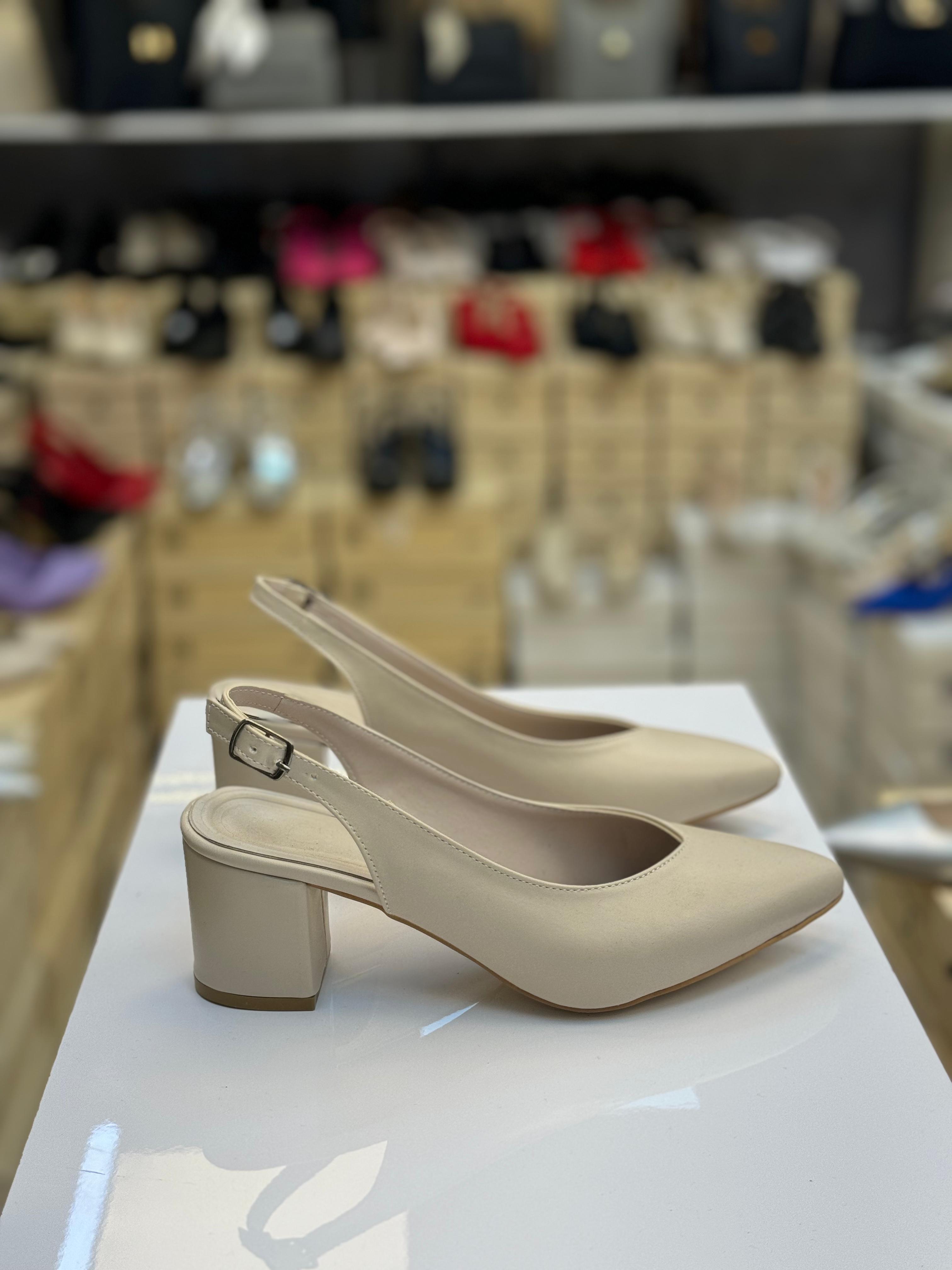 Kalın Kare Topuk Rahat Arkası Açık Ten Stiletto