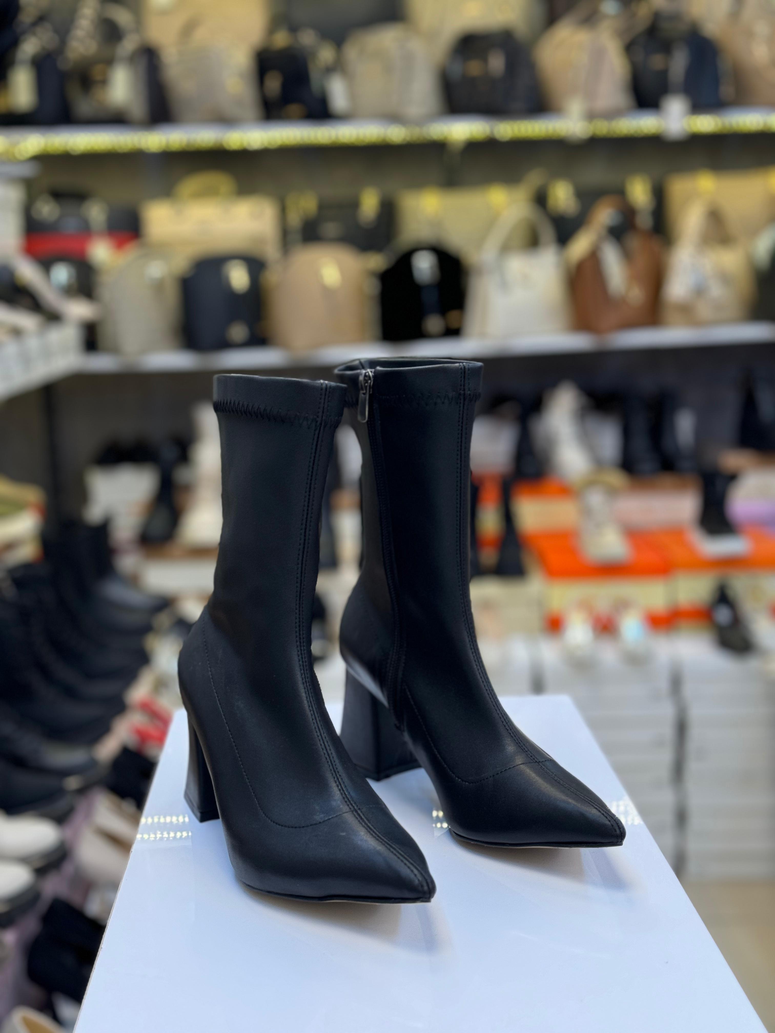 Kalın Topuk Streç Rahat Bayan Bot Siyah