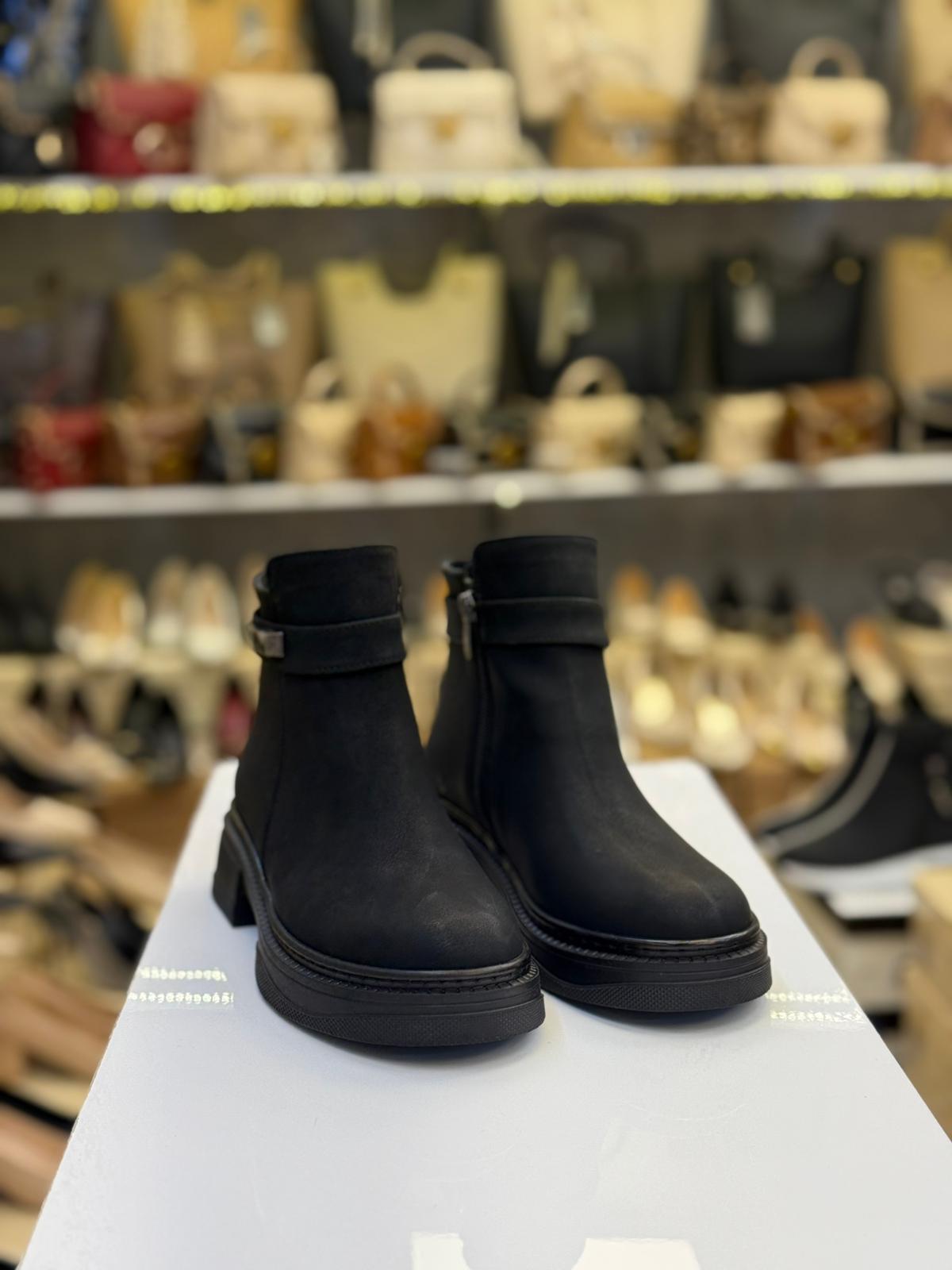 Kaymaz Taban Düz Taban Bot